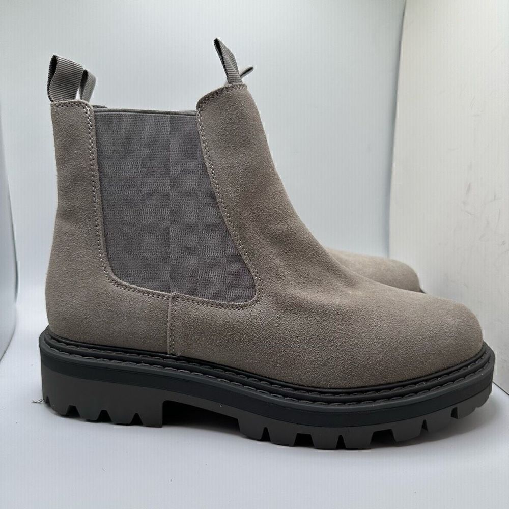 CUSHIONAIRE Women's Genuine Suede Chelsea boot +Memory Foam 9.5 WIDE GRAY